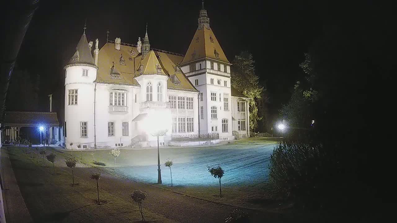 Donji Miholjac,  Dvorac Mailáth Chateau Live Cam - Donji Miholjac, Grad Donji Miholijac, Osijek-Baranja, Croatia
