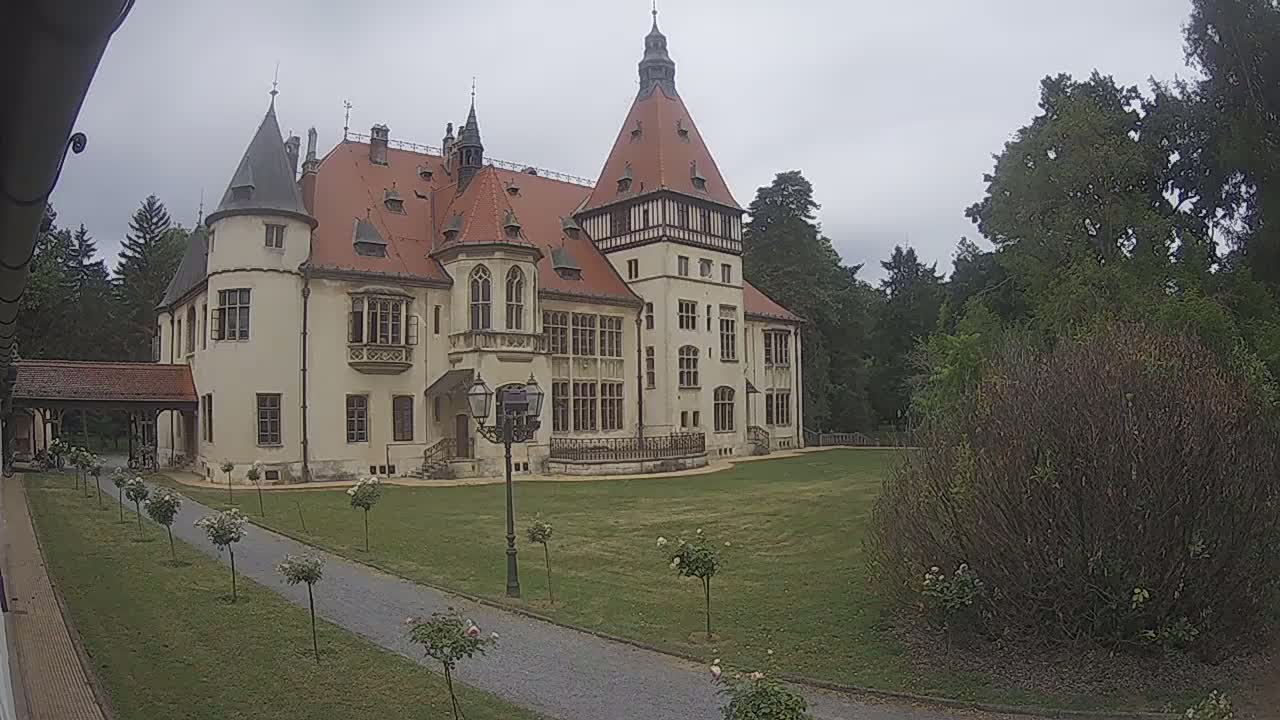 Donji Miholjac,  Dvorac Mailáth Chateau Live Cam - Donji Miholjac, Grad Donji Miholijac, Osijek-Baranja, Croatia
