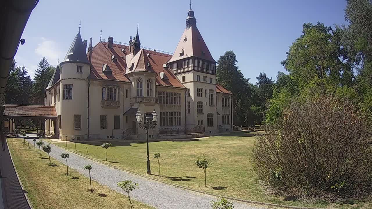 Donji Miholjac,  Dvorac Mailáth Chateau Live Cam - Donji Miholjac, Grad Donji Miholijac, Osijek-Baranja, Croatia