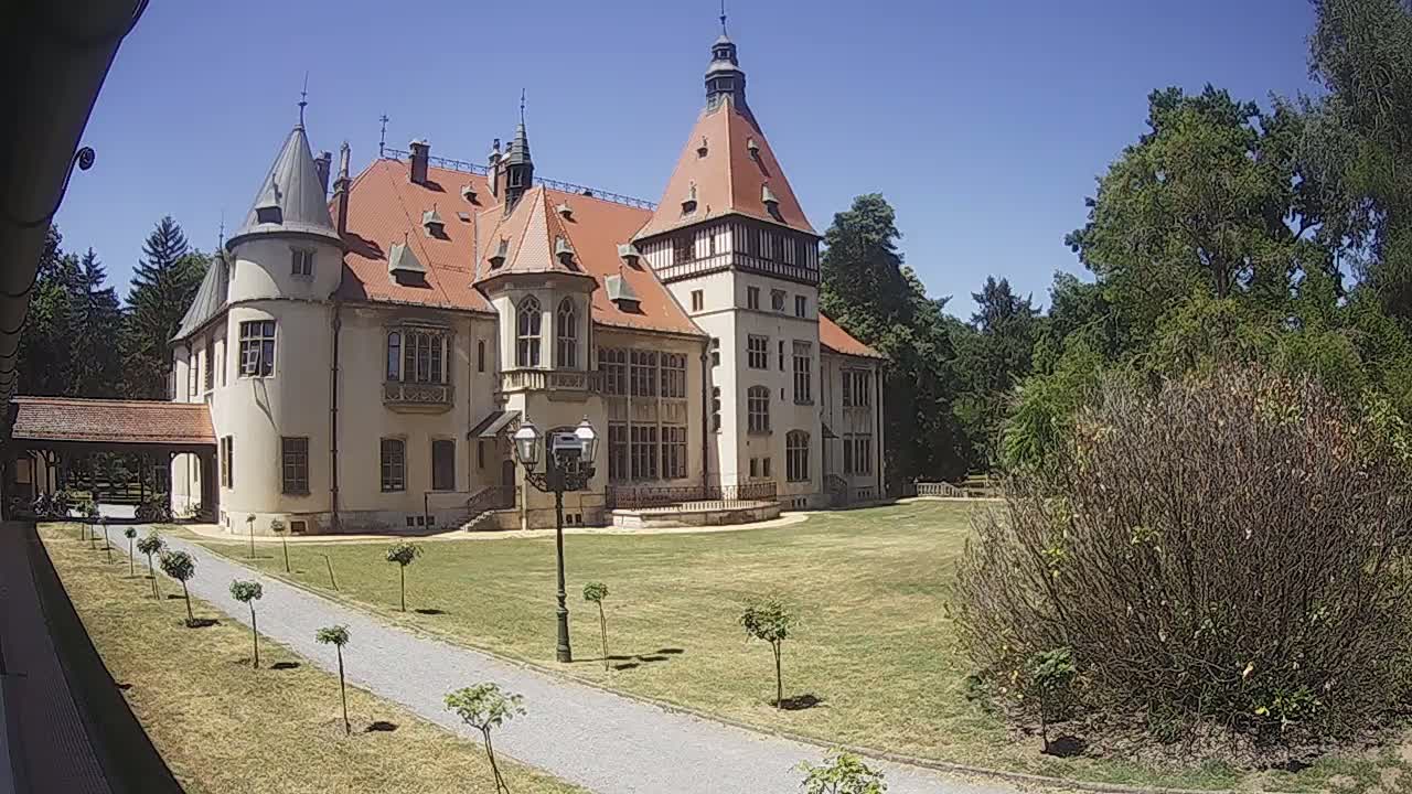 Donji Miholjac,  Dvorac Mailáth Chateau Live Cam - Donji Miholjac, Grad Donji Miholijac, Osijek-Baranja, Croatia