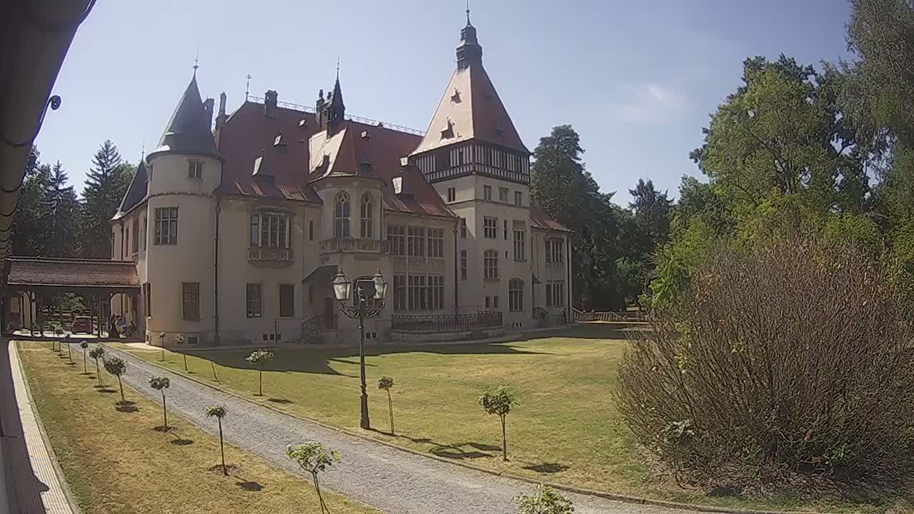 Donji Miholjac,  Dvorac Mailáth Chateau Live Cam - Donji Miholjac, Grad Donji Miholijac, Osijek-Baranja, Croatia