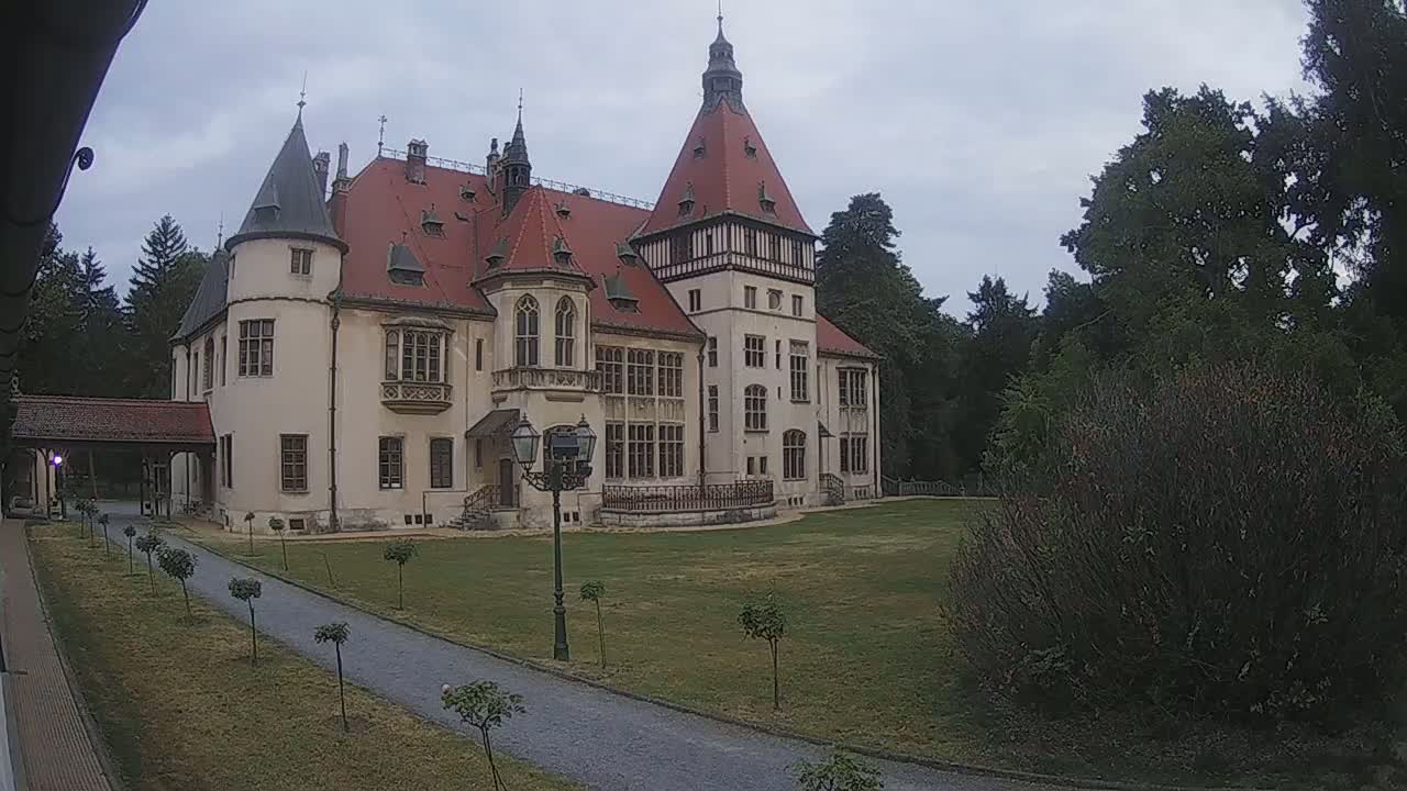 Donji Miholjac,  Dvorac Mailáth Chateau Live Cam - Donji Miholjac, Grad Donji Miholijac, Osijek-Baranja, Croatia