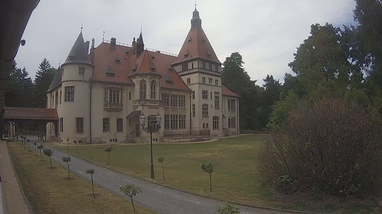 Donji Miholjac,  Dvorac Mailáth Chateau Live Cam - Donji Miholjac, Grad Donji Miholijac, Osijek-Baranja, Croatia