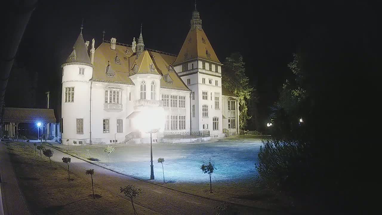 Donji Miholjac,  Dvorac Mailáth Chateau Live Cam - Donji Miholjac, Grad Donji Miholijac, Osijek-Baranja, Croatia
