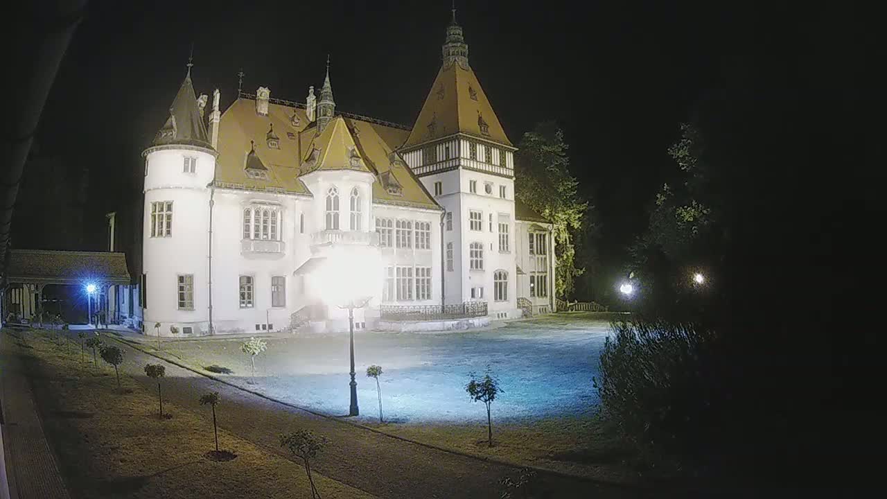 Donji Miholjac,  Dvorac Mailáth Chateau Live Cam - Donji Miholjac, Grad Donji Miholijac, Osijek-Baranja, Croatia