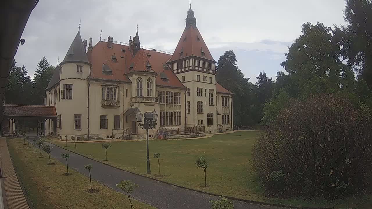 Donji Miholjac,  Dvorac Mailáth Chateau Live Cam - Donji Miholjac, Grad Donji Miholijac, Osijek-Baranja, Croatia