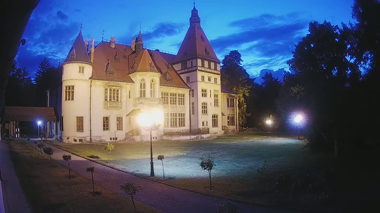 Donji Miholjac,  Dvorac Mailáth Chateau Live Cam - Donji Miholjac, Grad Donji Miholijac, Osijek-Baranja, Croatia