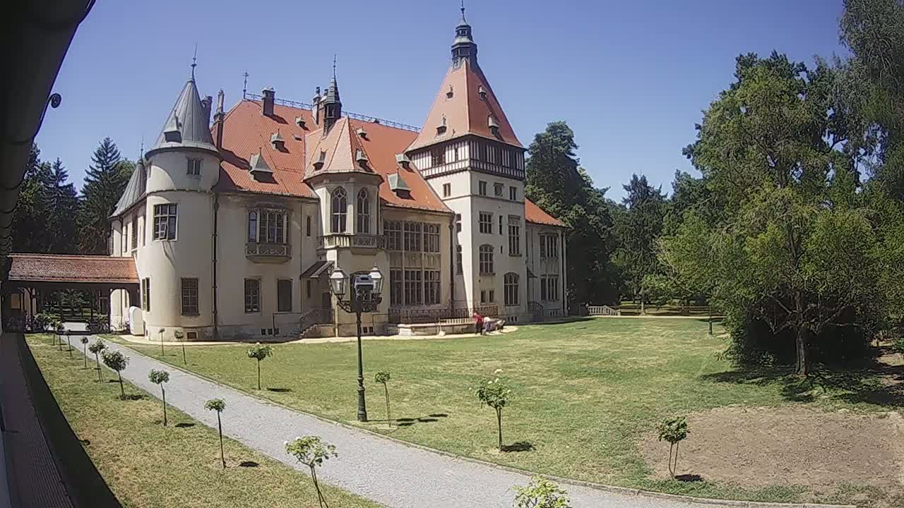 Donji Miholjac,  Dvorac Mailáth Chateau Live Cam - Donji Miholjac, Grad Donji Miholijac, Osijek-Baranja, Croatia