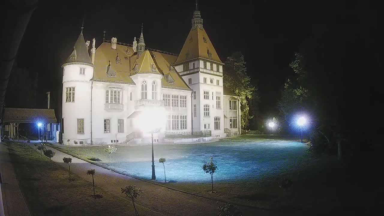 Donji Miholjac,  Dvorac Mailáth Chateau Live Cam - Donji Miholjac, Grad Donji Miholijac, Osijek-Baranja, Croatia