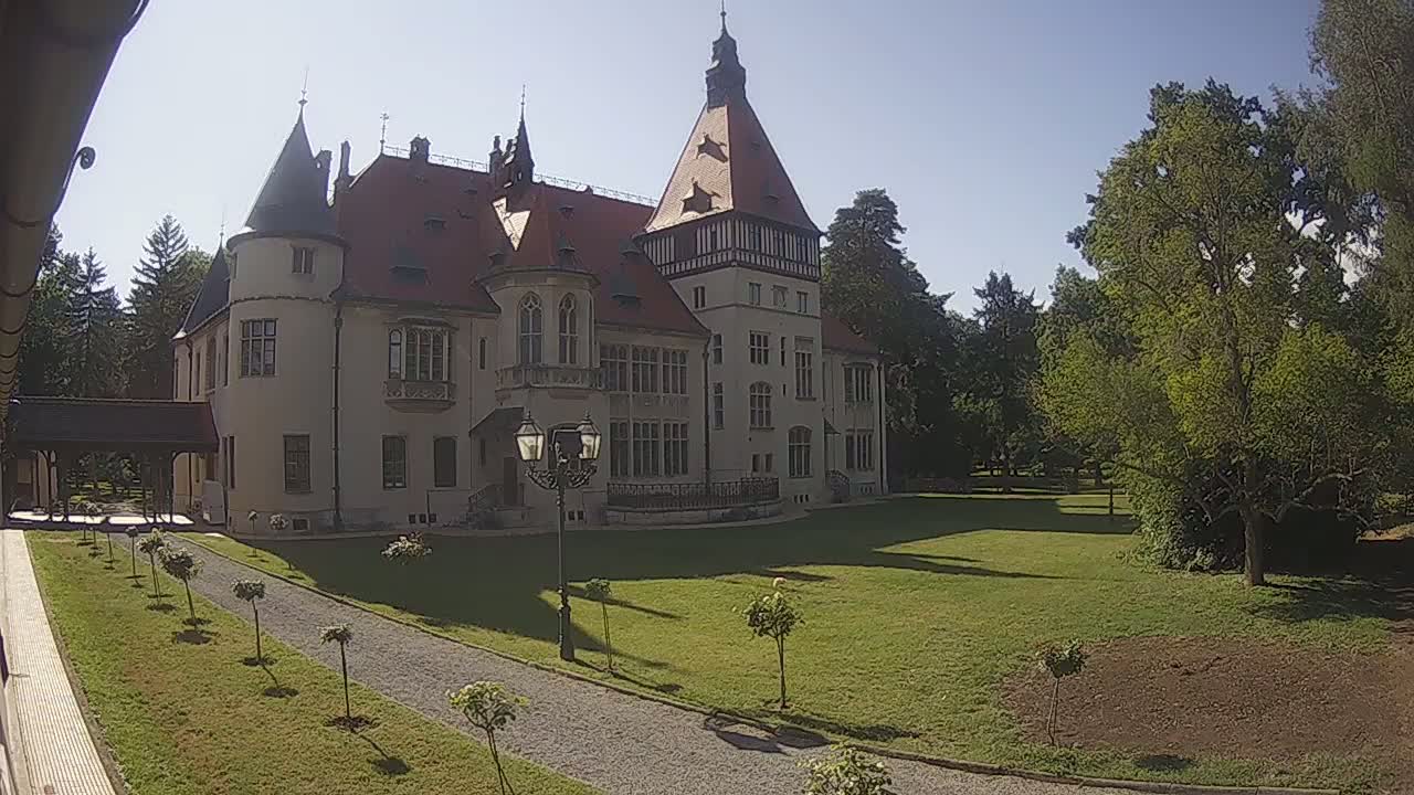 Donji Miholjac,  Dvorac Mailáth Chateau Live Cam - Donji Miholjac, Grad Donji Miholijac, Osijek-Baranja, Croatia
