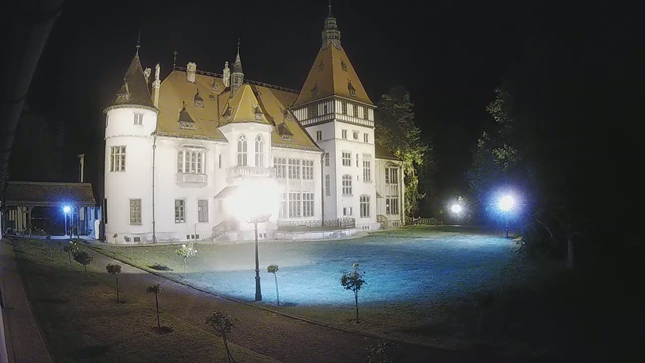 Donji Miholjac,  Dvorac Mailáth Chateau Live Cam - Donji Miholjac, Grad Donji Miholijac, Osijek-Baranja, Croatia
