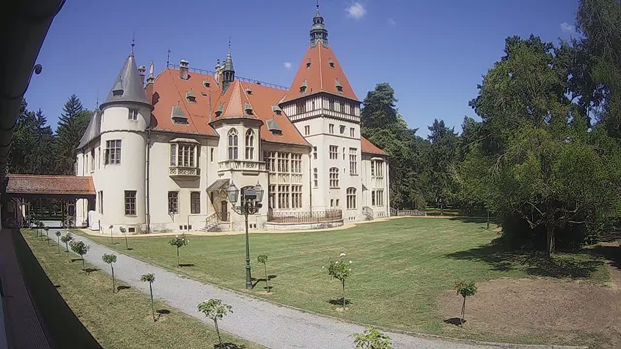 Donji Miholjac,  Dvorac Mailáth Chateau Live Cam - Donji Miholjac, Grad Donji Miholijac, Osijek-Baranja, Croatia