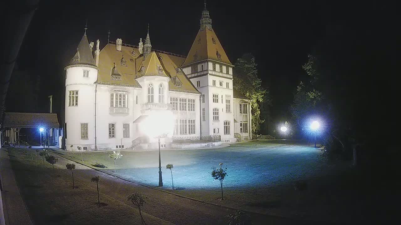 Donji Miholjac,  Dvorac Mailáth Chateau Live Cam - Donji Miholjac, Grad Donji Miholijac, Osijek-Baranja, Croatia