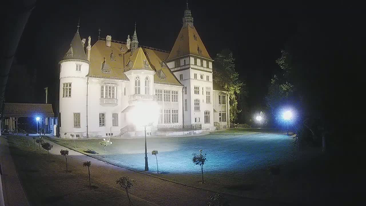Donji Miholjac,  Dvorac Mailáth Chateau Live Cam - Donji Miholjac, Grad Donji Miholijac, Osijek-Baranja, Croatia
