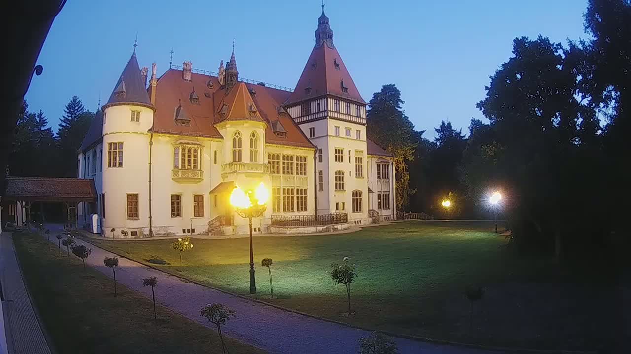 Donji Miholjac,  Dvorac Mailáth Chateau Live Cam - Donji Miholjac, Grad Donji Miholijac, Osijek-Baranja, Croatia
