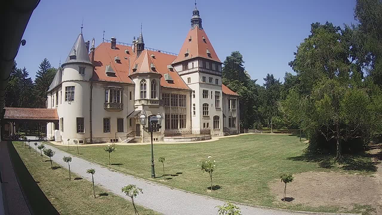 Donji Miholjac,  Dvorac Mailáth Chateau Live Cam - Donji Miholjac, Grad Donji Miholijac, Osijek-Baranja, Croatia