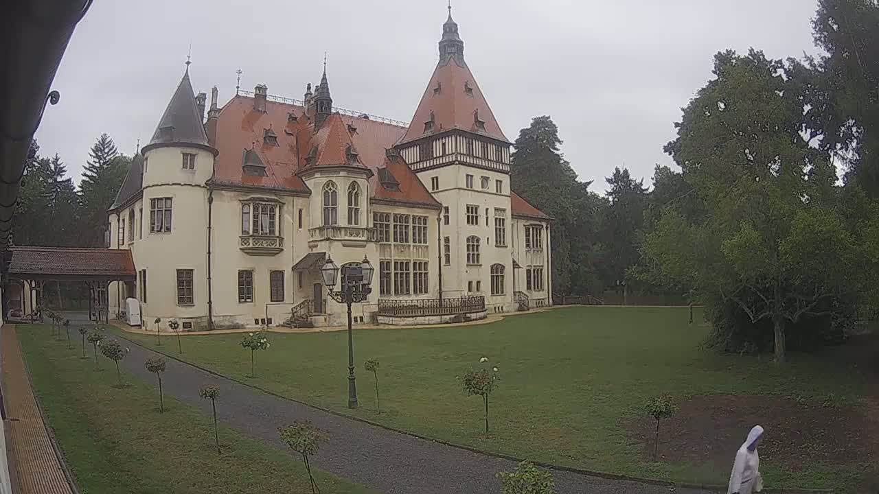 Donji Miholjac,  Dvorac Mailáth Chateau Live Cam - Donji Miholjac, Grad Donji Miholijac, Osijek-Baranja, Croatia