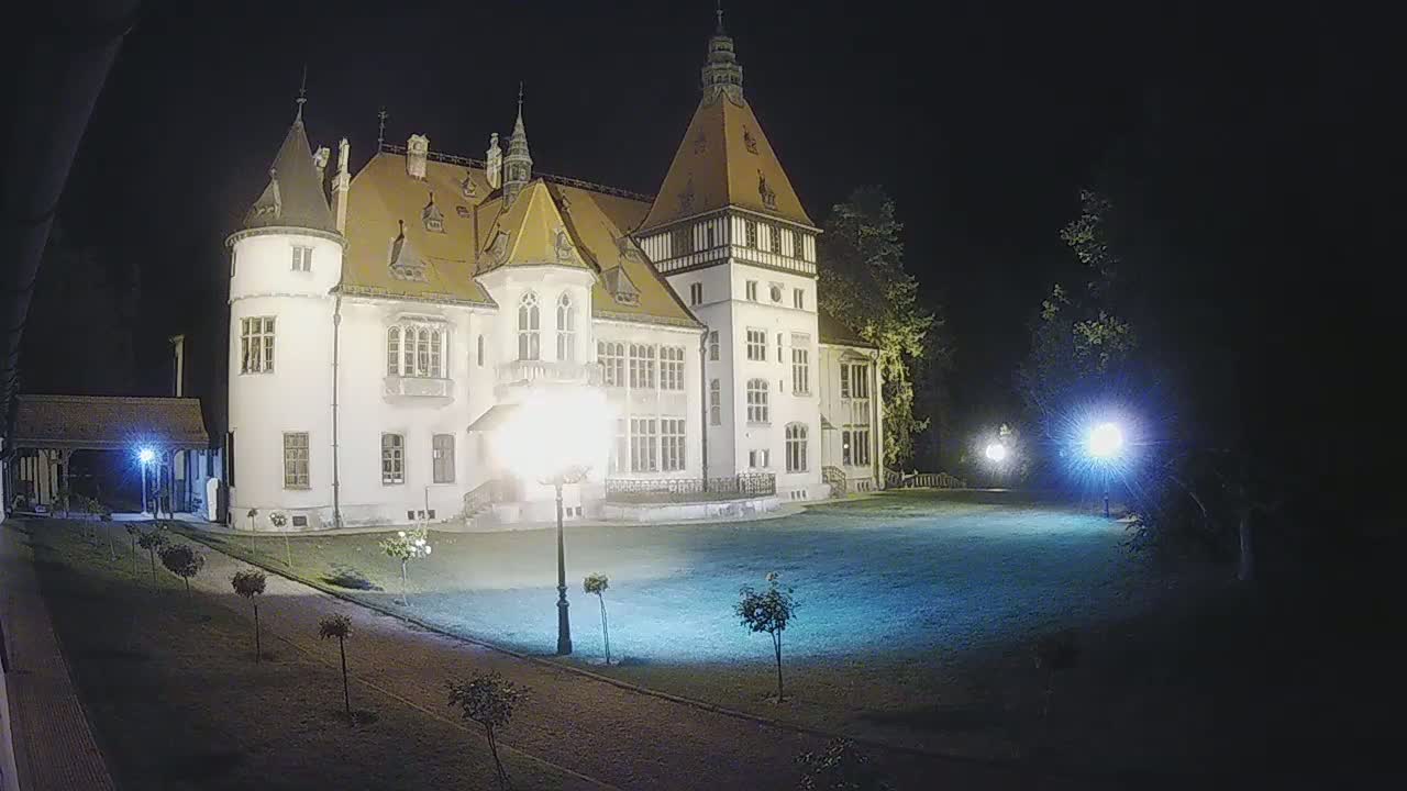 Donji Miholjac,  Dvorac Mailáth Chateau Live Cam - Donji Miholjac, Grad Donji Miholijac, Osijek-Baranja, Croatia