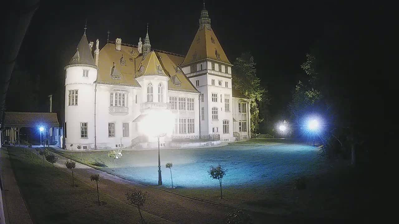 Donji Miholjac,  Dvorac Mailáth Chateau Live Cam - Donji Miholjac, Grad Donji Miholijac, Osijek-Baranja, Croatia