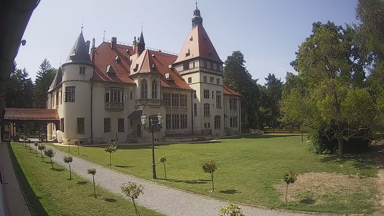Donji Miholjac,  Dvorac Mailáth Chateau Live Cam - Donji Miholjac, Grad Donji Miholijac, Osijek-Baranja, Croatia