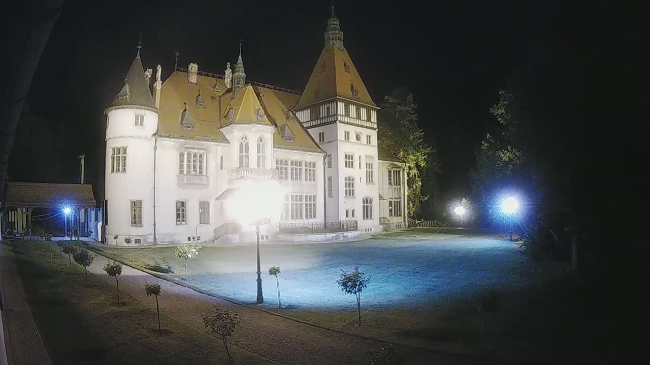 Donji Miholjac,  Dvorac Mailáth Chateau Live Cam - Donji Miholjac, Grad Donji Miholijac, Osijek-Baranja, Croatia