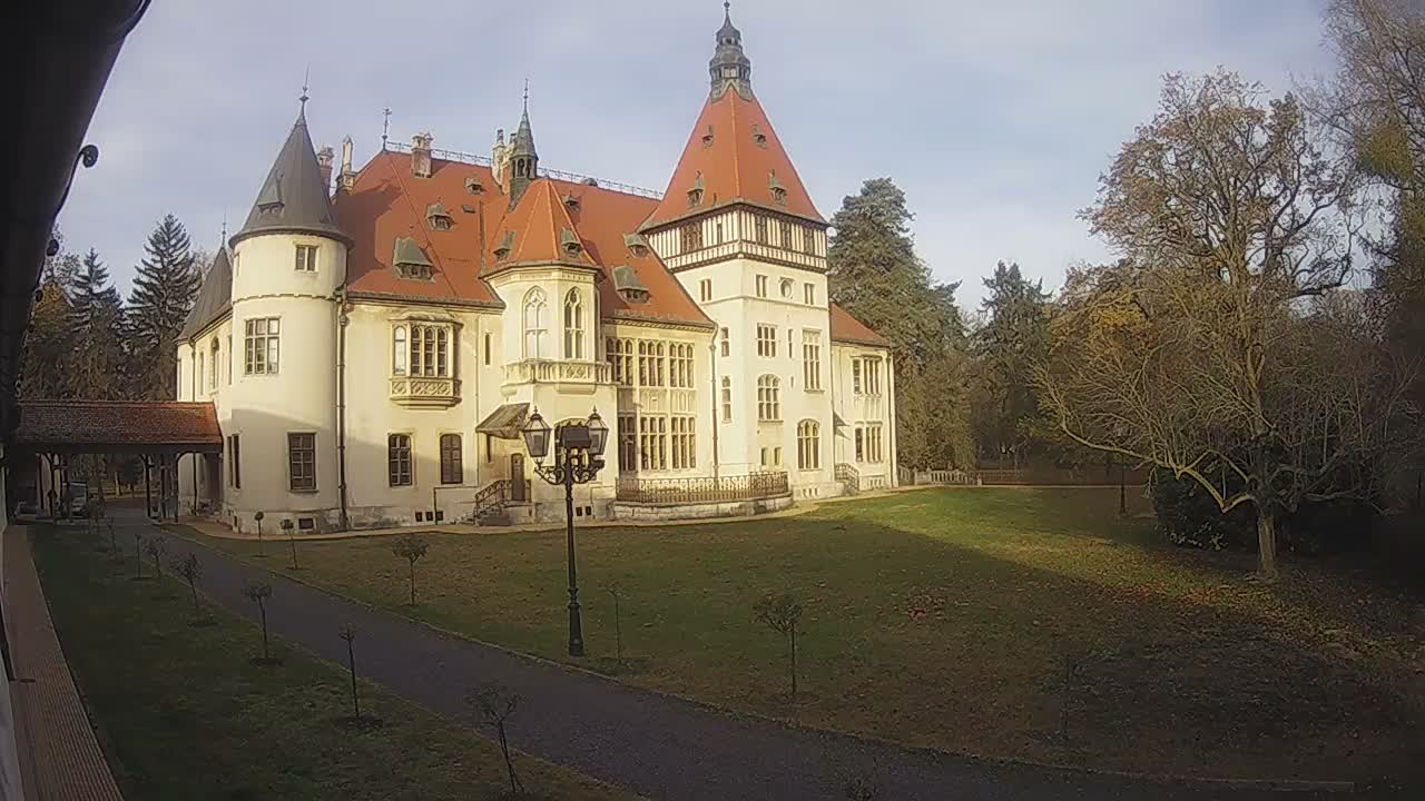 Donji Miholjac,  Dvorac Mailáth Chateau Live Cam - Donji Miholjac, Grad Donji Miholijac, Osijek-Baranja, Croatia