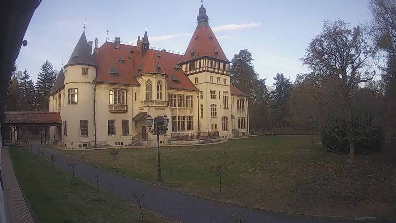 Donji Miholjac,  Dvorac Mailáth Chateau Live Cam - Donji Miholjac, Grad Donji Miholijac, Osijek-Baranja, Croatia