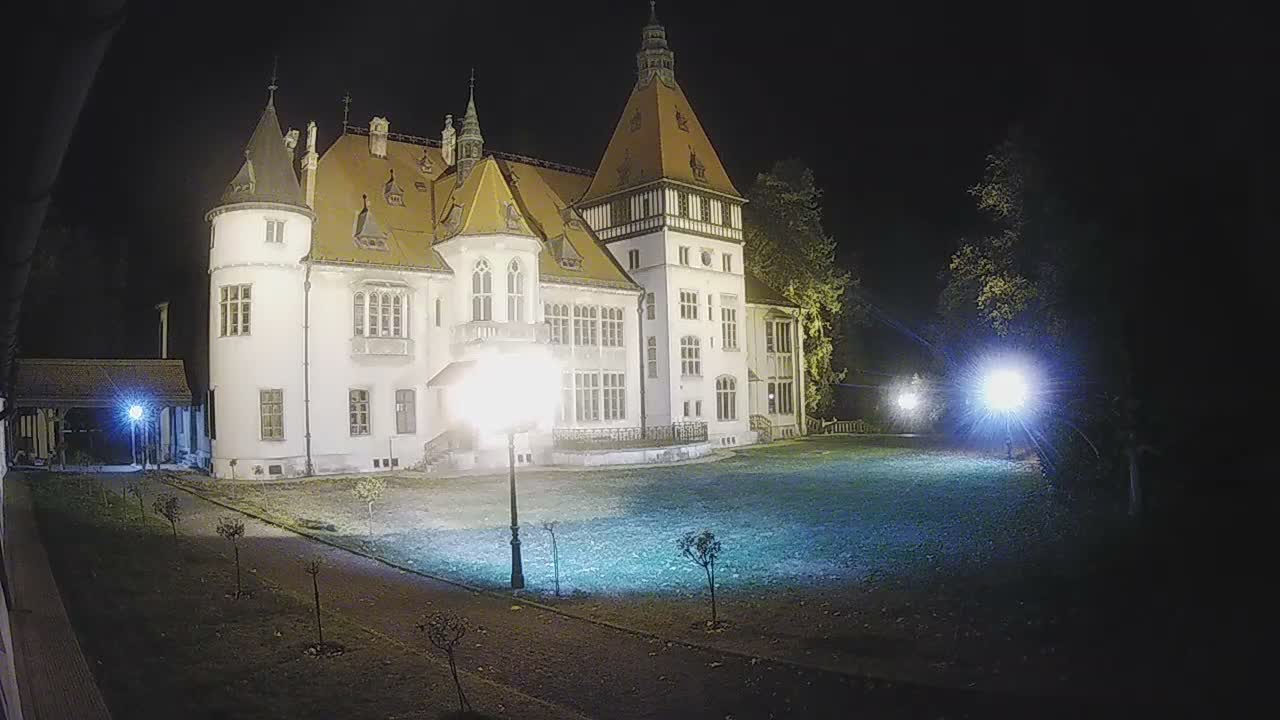 Donji Miholjac,  Dvorac Mailáth Chateau Live Cam - Donji Miholjac, Grad Donji Miholijac, Osijek-Baranja, Croatia