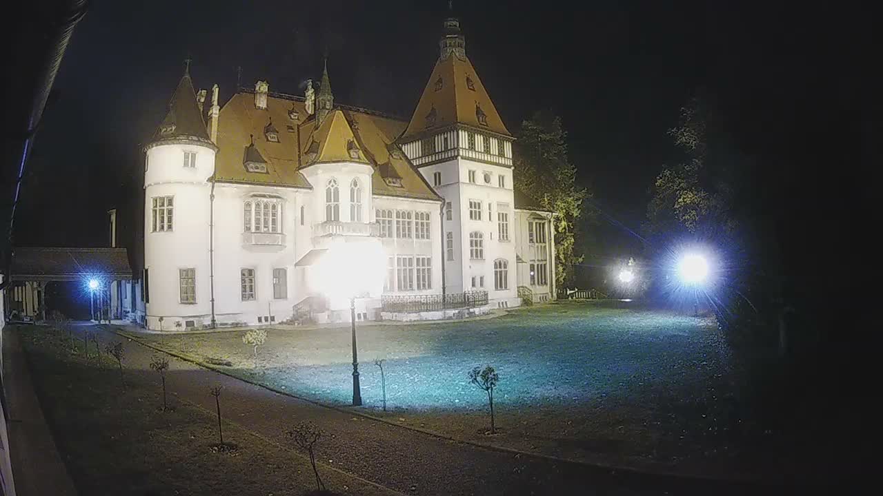 Donji Miholjac,  Dvorac Mailáth Chateau Live Cam - Donji Miholjac, Grad Donji Miholijac, Osijek-Baranja, Croatia