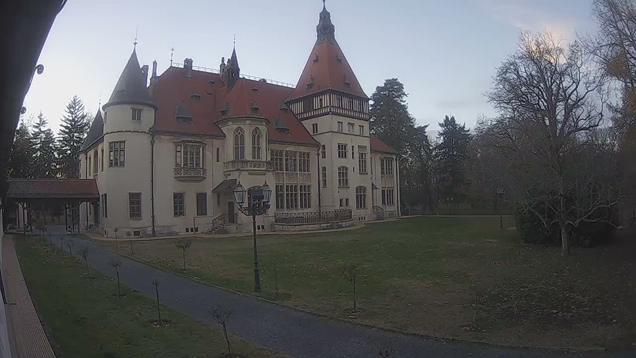 Donji Miholjac,  Dvorac Mailáth Chateau Live Cam - Donji Miholjac, Grad Donji Miholijac, Osijek-Baranja, Croatia