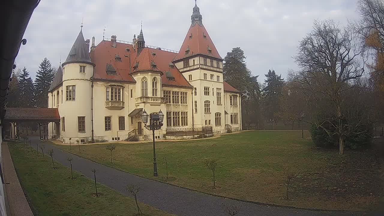 Donji Miholjac,  Dvorac Mailáth Chateau Live Cam - Donji Miholjac, Grad Donji Miholijac, Osijek-Baranja, Croatia