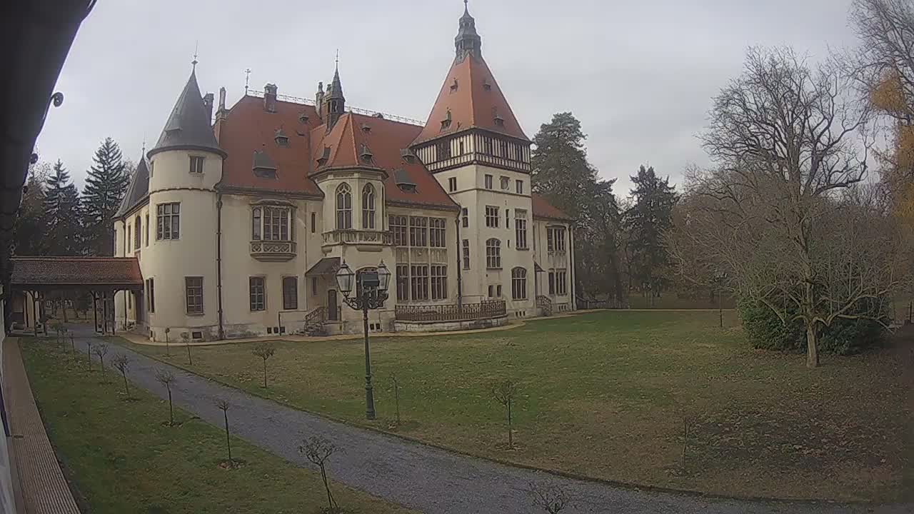 Donji Miholjac,  Dvorac Mailáth Chateau Live Cam - Donji Miholjac, Grad Donji Miholijac, Osijek-Baranja, Croatia