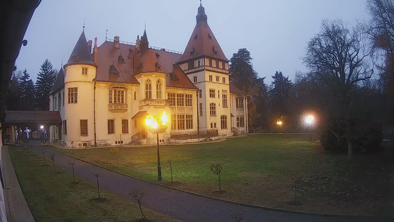 Donji Miholjac,  Dvorac Mailáth Chateau Live Cam - Donji Miholjac, Grad Donji Miholijac, Osijek-Baranja, Croatia