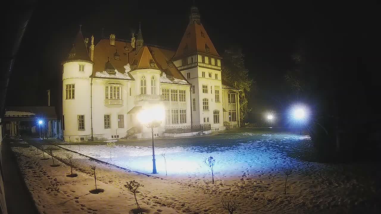 Donji Miholjac,  Dvorac Mailáth Chateau Live Cam - Donji Miholjac, Grad Donji Miholijac, Osijek-Baranja, Croatia