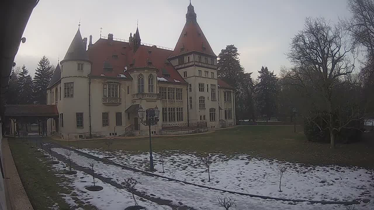 Donji Miholjac,  Dvorac Mailáth Chateau Live Cam - Donji Miholjac, Grad Donji Miholijac, Osijek-Baranja, Croatia