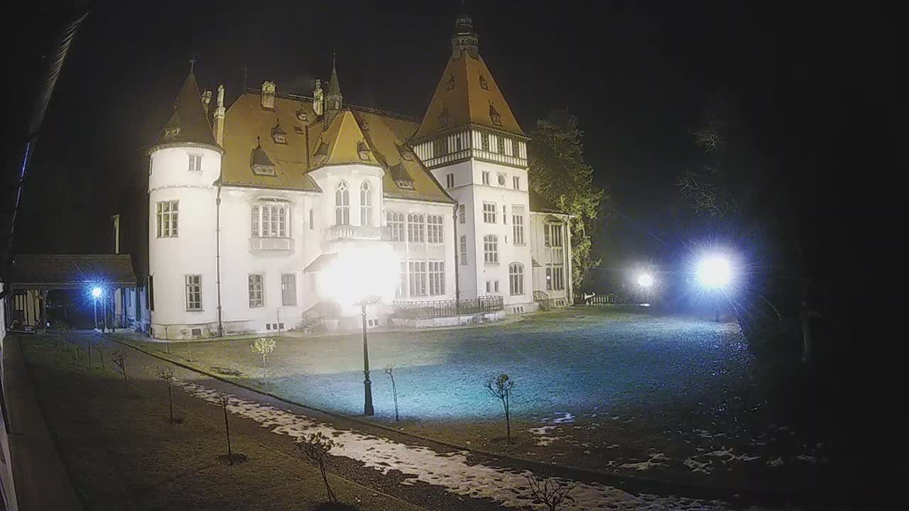 Donji Miholjac,  Dvorac Mailáth Chateau Live Cam - Donji Miholjac, Grad Donji Miholijac, Osijek-Baranja, Croatia