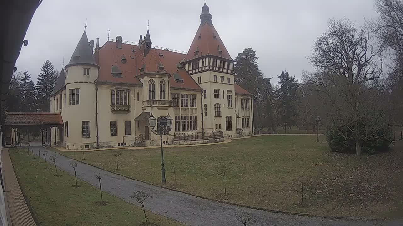Donji Miholjac,  Dvorac Mailáth Chateau Live Cam - Donji Miholjac, Grad Donji Miholijac, Osijek-Baranja, Croatia