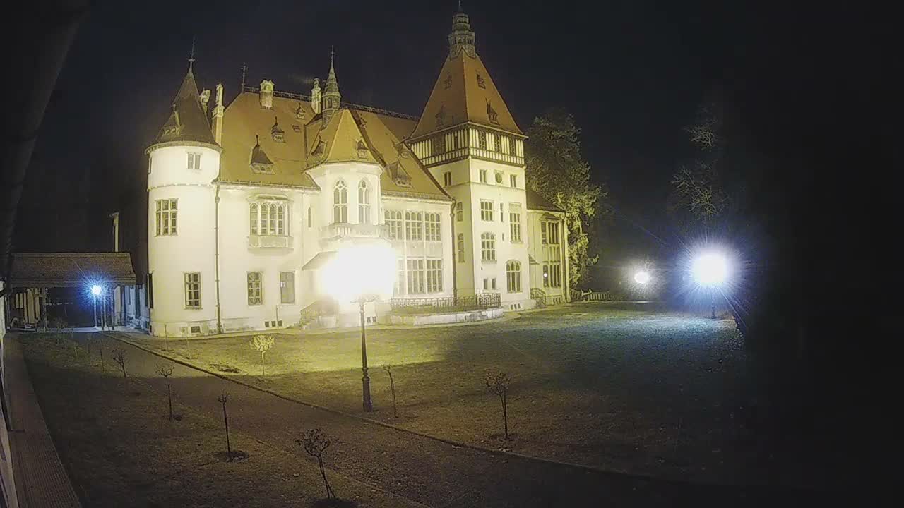 Donji Miholjac,  Dvorac Mailáth Chateau Live Cam - Donji Miholjac, Grad Donji Miholijac, Osijek-Baranja, Croatia