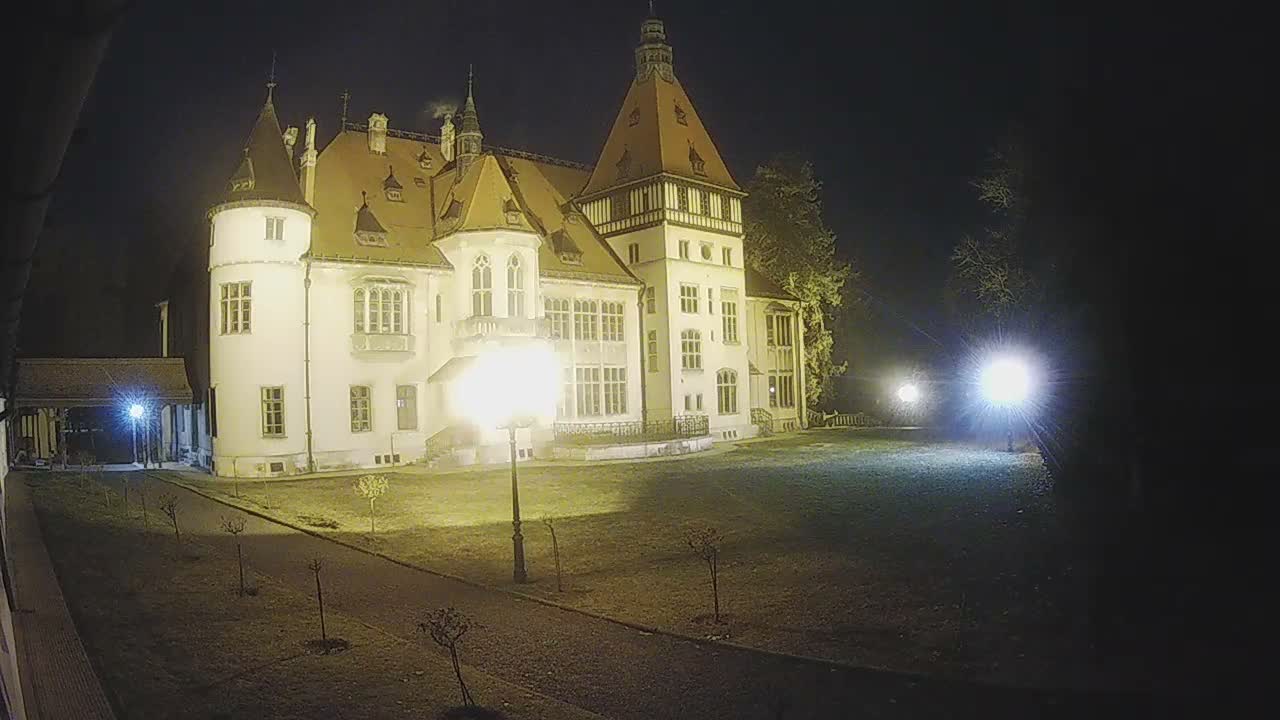 Donji Miholjac,  Dvorac Mailáth Chateau Live Cam - Donji Miholjac, Grad Donji Miholijac, Osijek-Baranja, Croatia