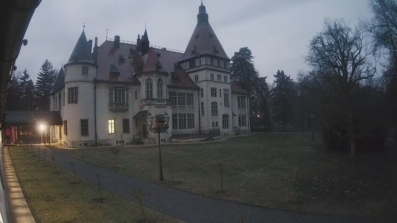 Donji Miholjac,  Dvorac Mailáth Chateau Live Cam - Donji Miholjac, Grad Donji Miholijac, Osijek-Baranja, Croatia
