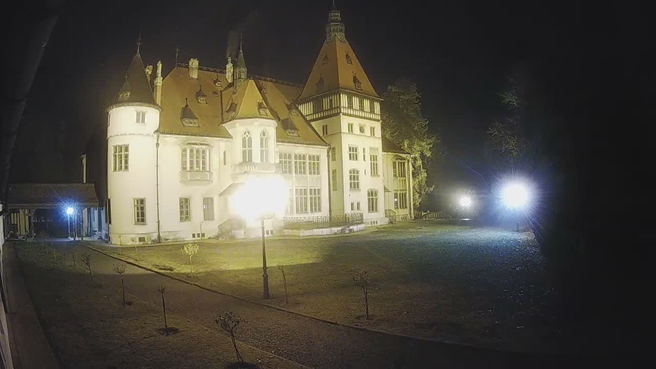 Donji Miholjac,  Dvorac Mailáth Chateau Live Cam - Donji Miholjac, Grad Donji Miholijac, Osijek-Baranja, Croatia