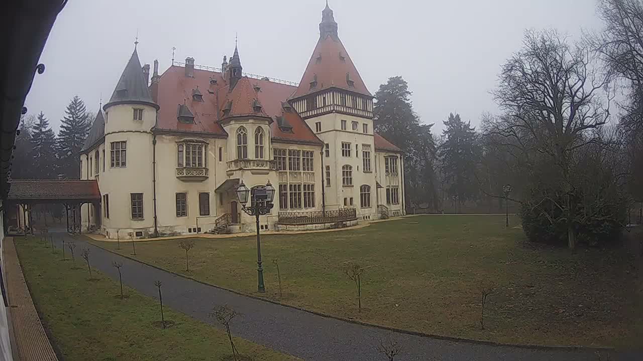 Donji Miholjac,  Dvorac Mailáth Chateau Live Cam - Donji Miholjac, Grad Donji Miholijac, Osijek-Baranja, Croatia