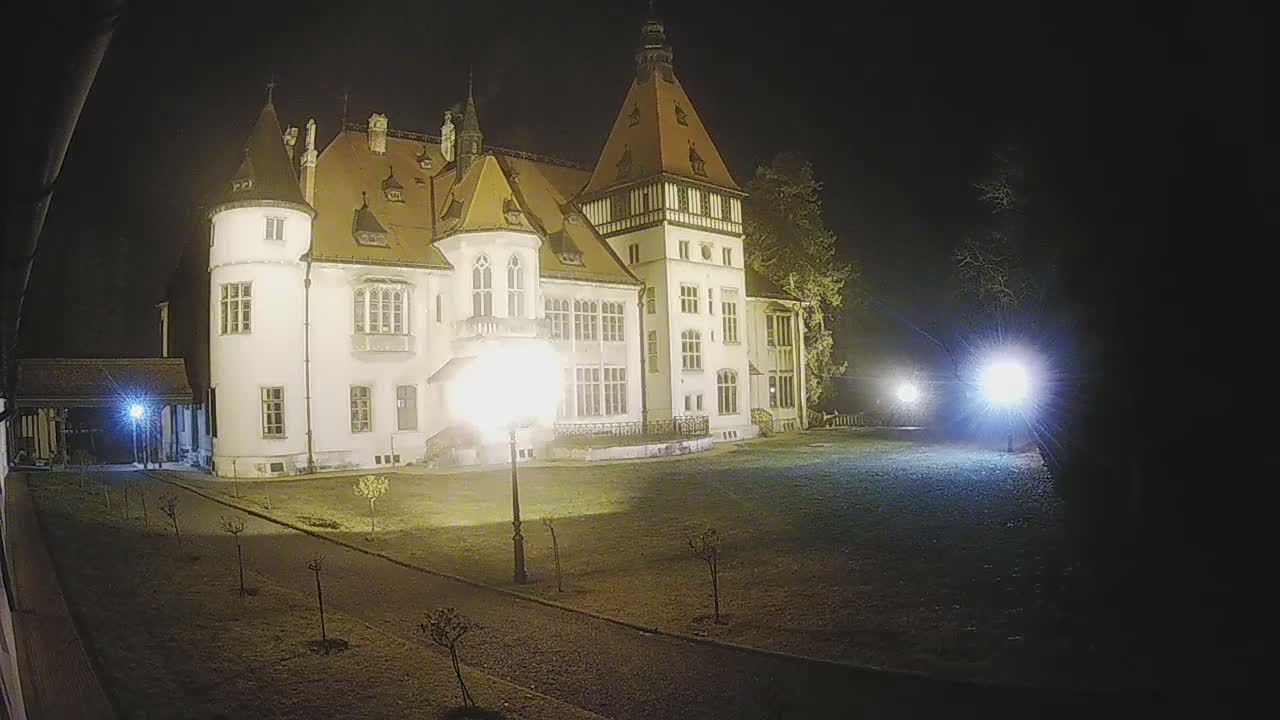 Donji Miholjac,  Dvorac Mailáth Chateau Live Cam - Donji Miholjac, Grad Donji Miholijac, Osijek-Baranja, Croatia