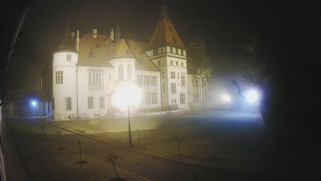 Donji Miholjac,  Dvorac Mailáth Chateau Live Cam - Donji Miholjac, Grad Donji Miholijac, Osijek-Baranja, Croatia