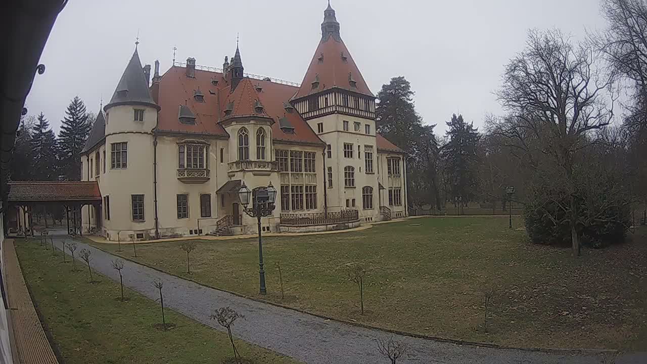 Donji Miholjac,  Dvorac Mailáth Chateau Live Cam - Donji Miholjac, Grad Donji Miholijac, Osijek-Baranja, Croatia