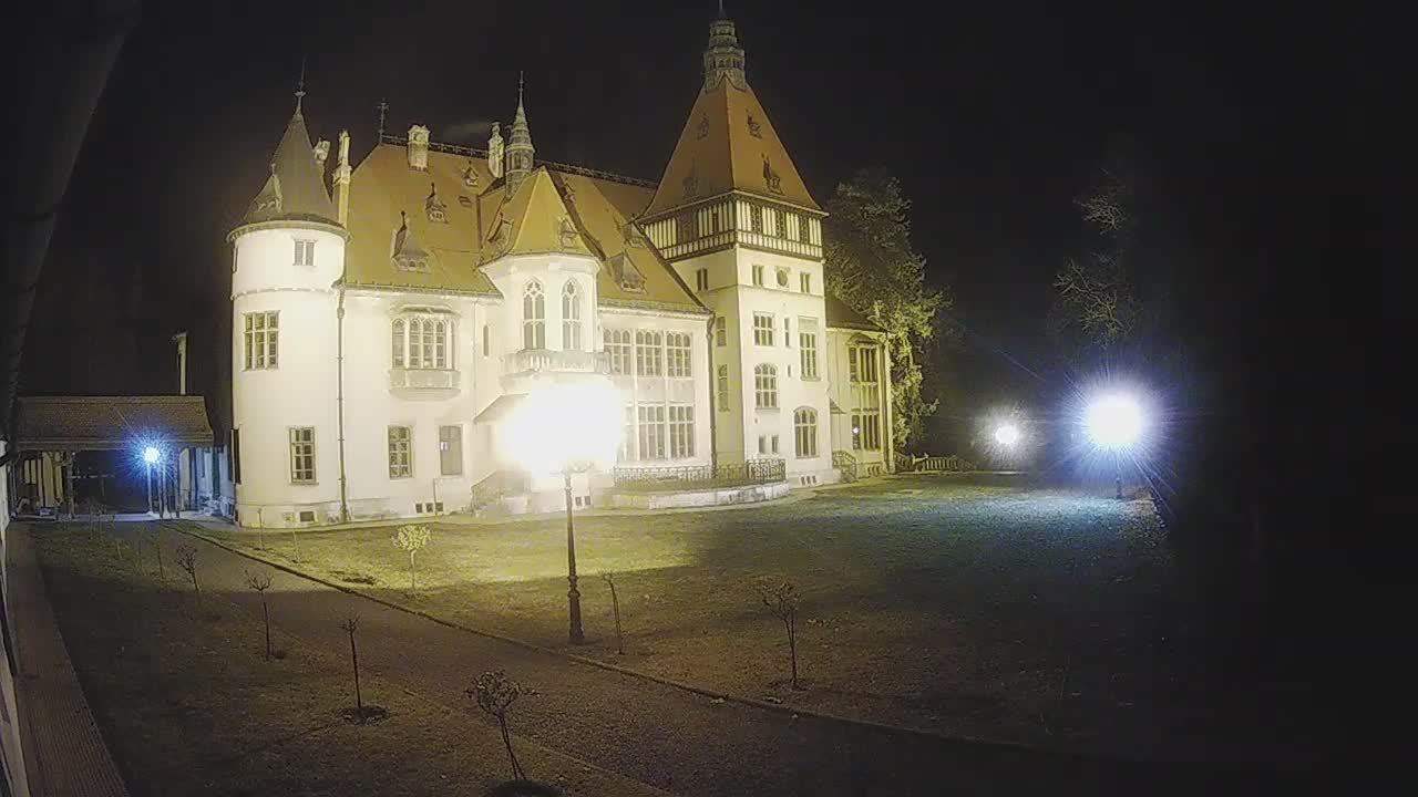Donji Miholjac,  Dvorac Mailáth Chateau Live Cam - Donji Miholjac, Grad Donji Miholijac, Osijek-Baranja, Croatia