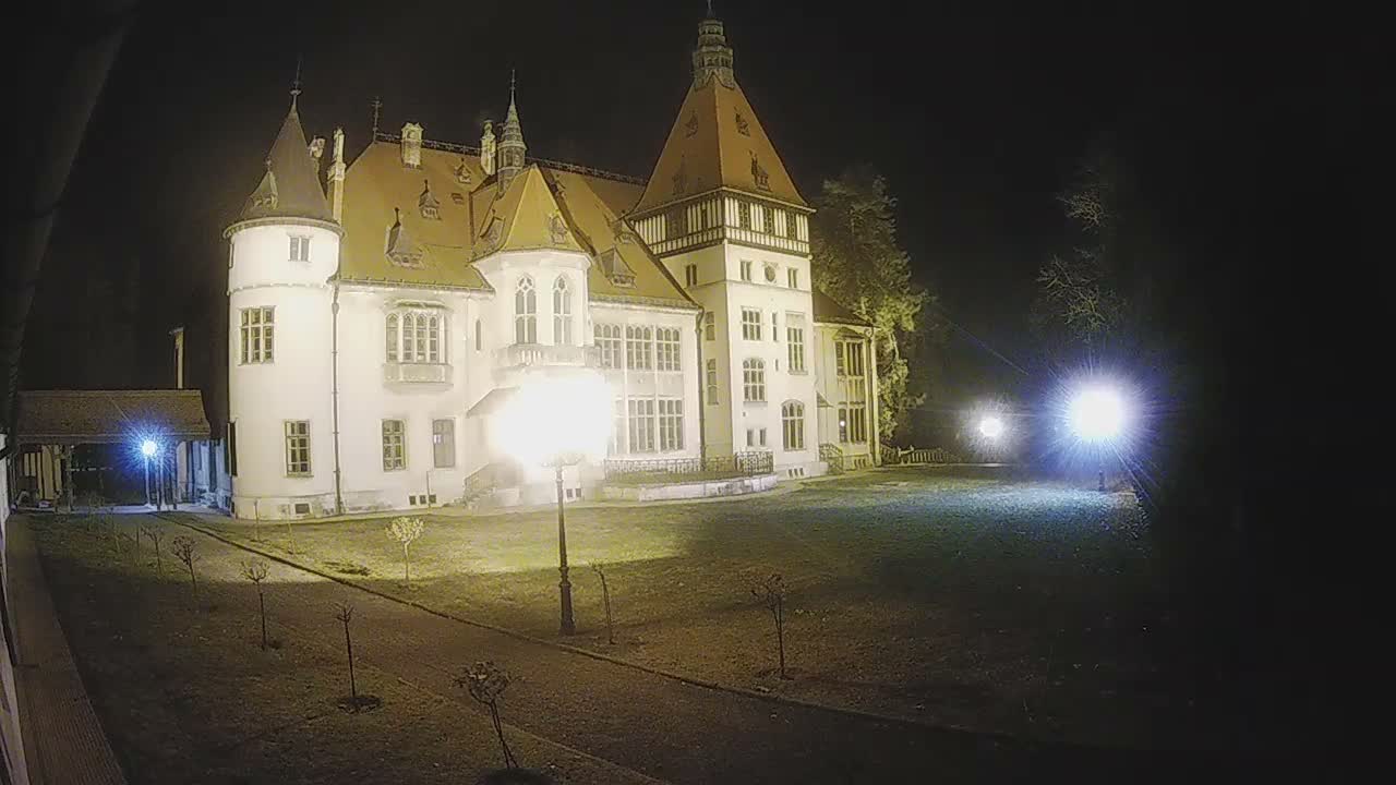 Donji Miholjac,  Dvorac Mailáth Chateau Live Cam - Donji Miholjac, Grad Donji Miholijac, Osijek-Baranja, Croatia