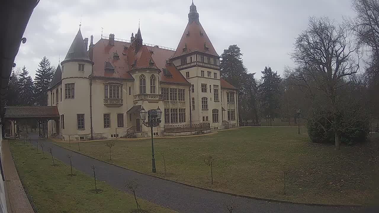 Donji Miholjac,  Dvorac Mailáth Chateau Live Cam - Donji Miholjac, Grad Donji Miholijac, Osijek-Baranja, Croatia