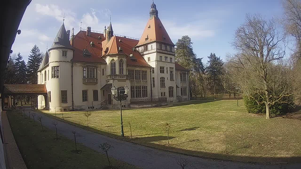 Donji Miholjac,  Dvorac Mailáth Chateau Live Cam - Donji Miholjac, Grad Donji Miholijac, Osijek-Baranja, Croatia