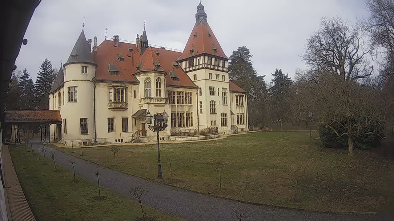 Donji Miholjac,  Dvorac Mailáth Chateau Live Cam - Donji Miholjac, Grad Donji Miholijac, Osijek-Baranja, Croatia